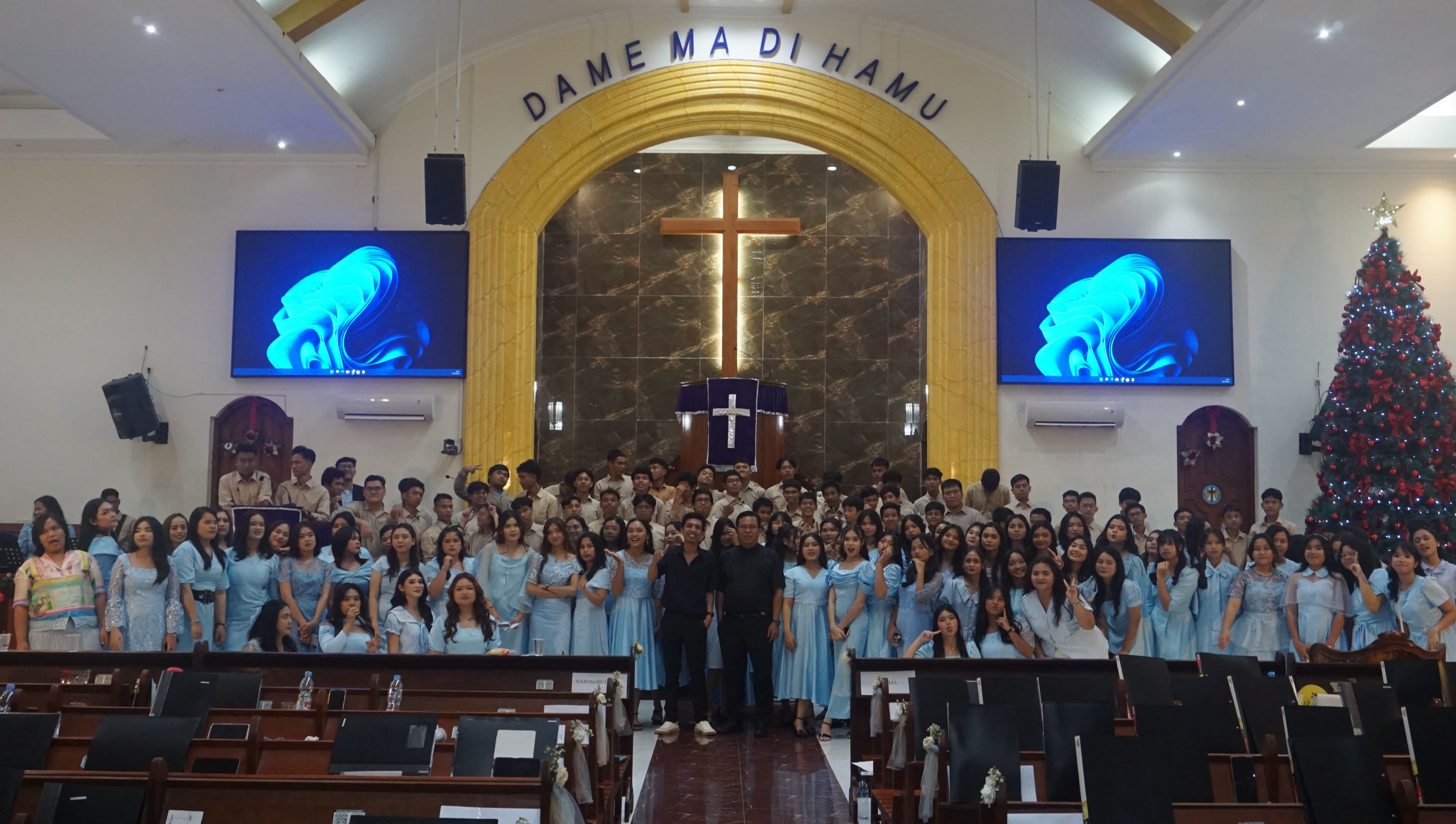 Naposo HKBP Surabaya